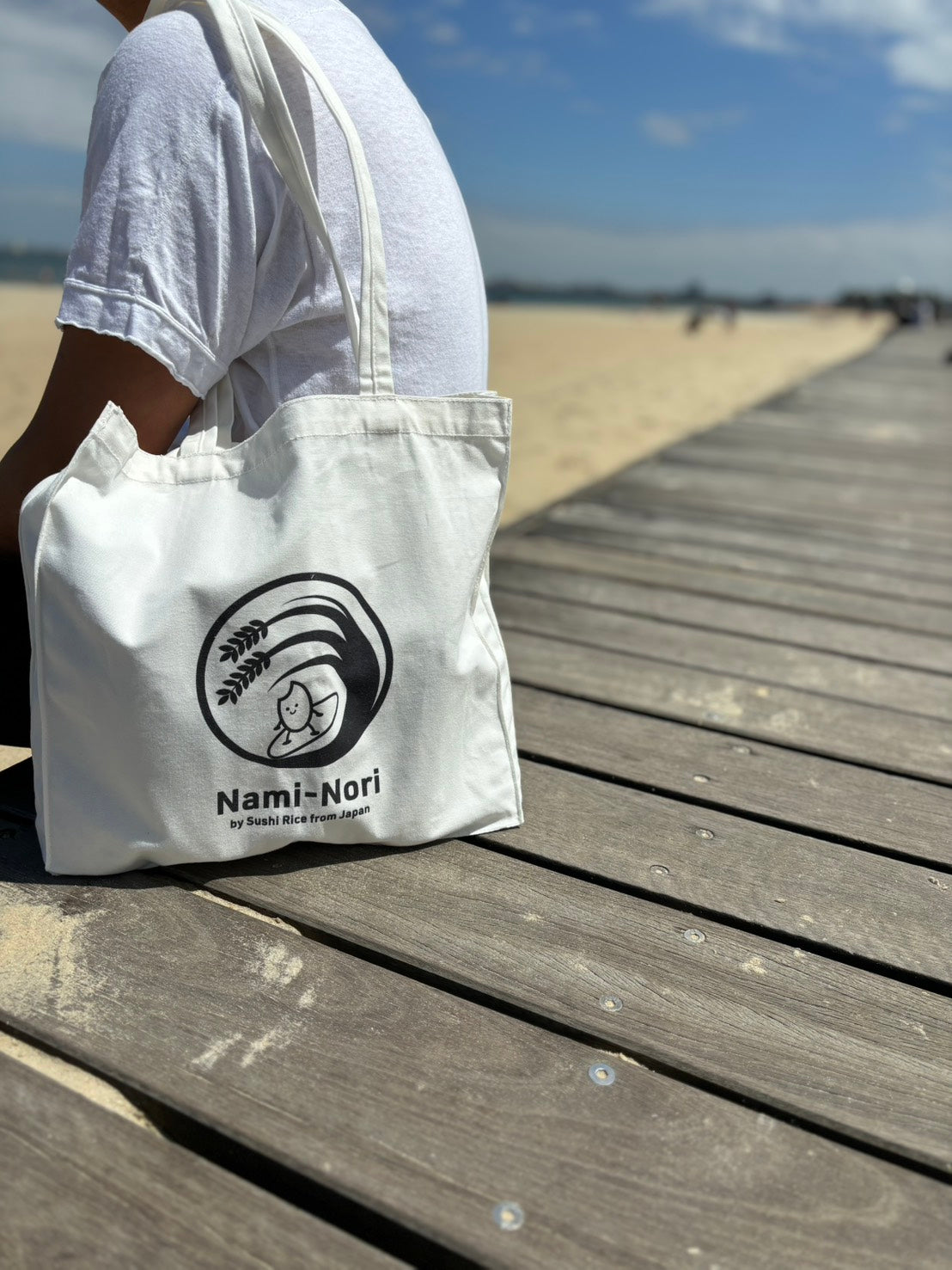 Nami Nori Tote bag